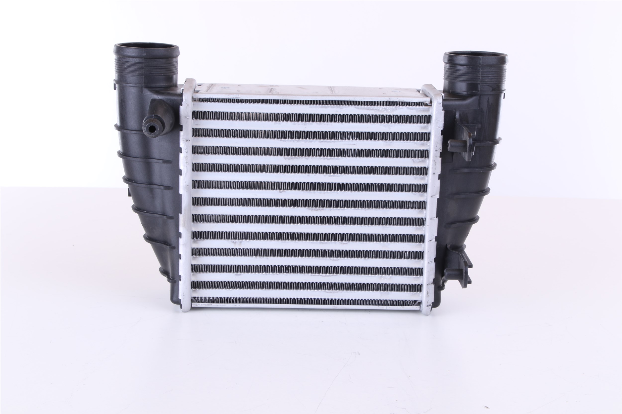 70820716 NISSENS 96426 SEAT EXEO Turbo intercooler