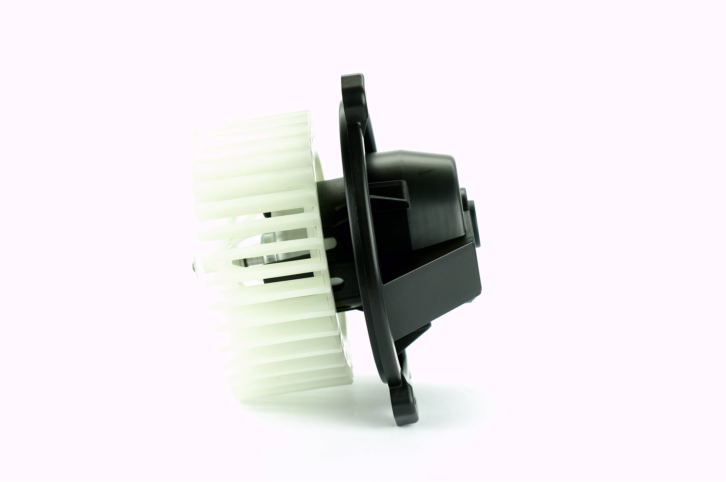 Innenraumgebläse 87056 NISSENS 46721160 FIAT, VOLVO, LANCIA