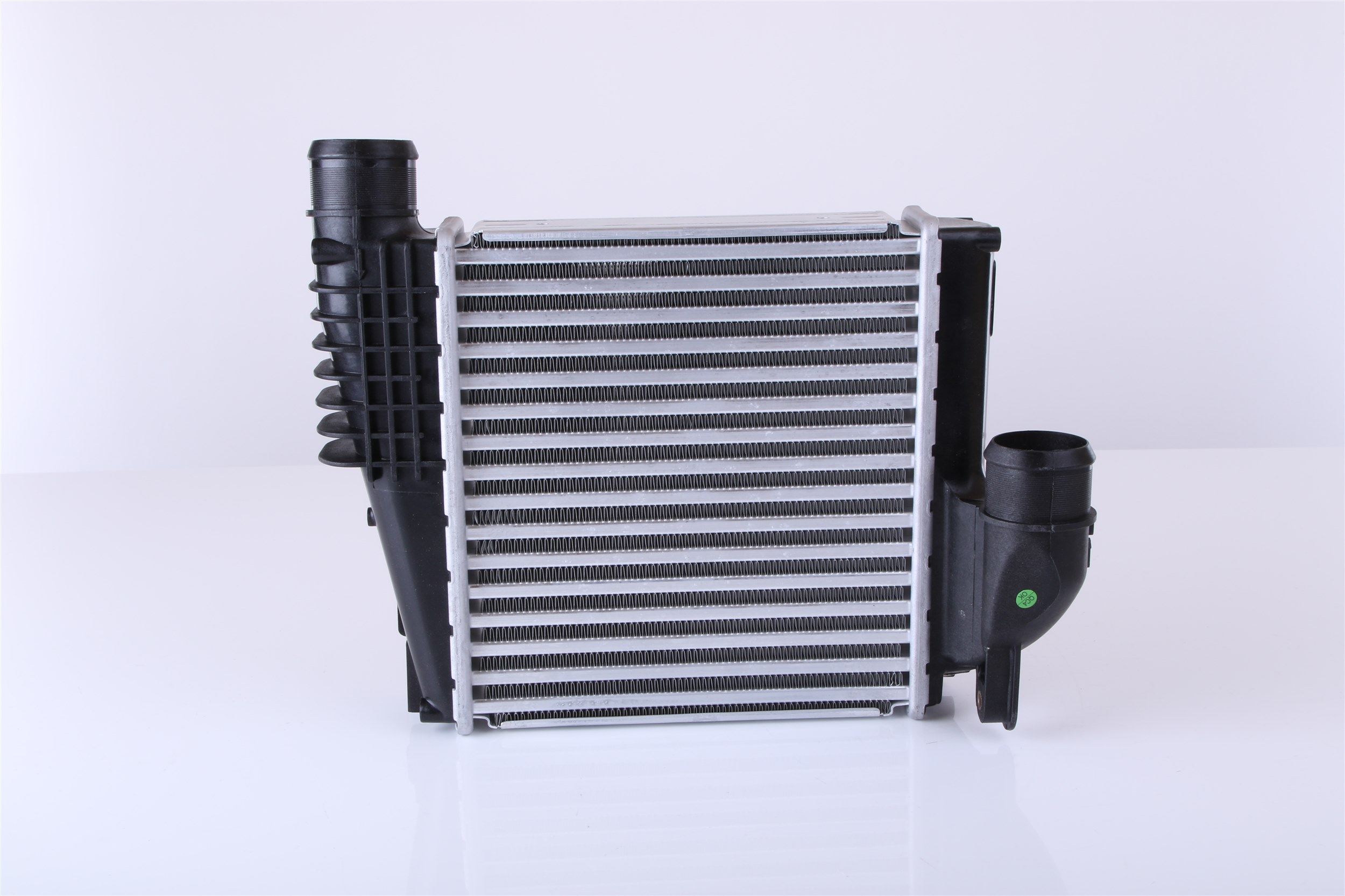 NISSENS 96380 Intercooler