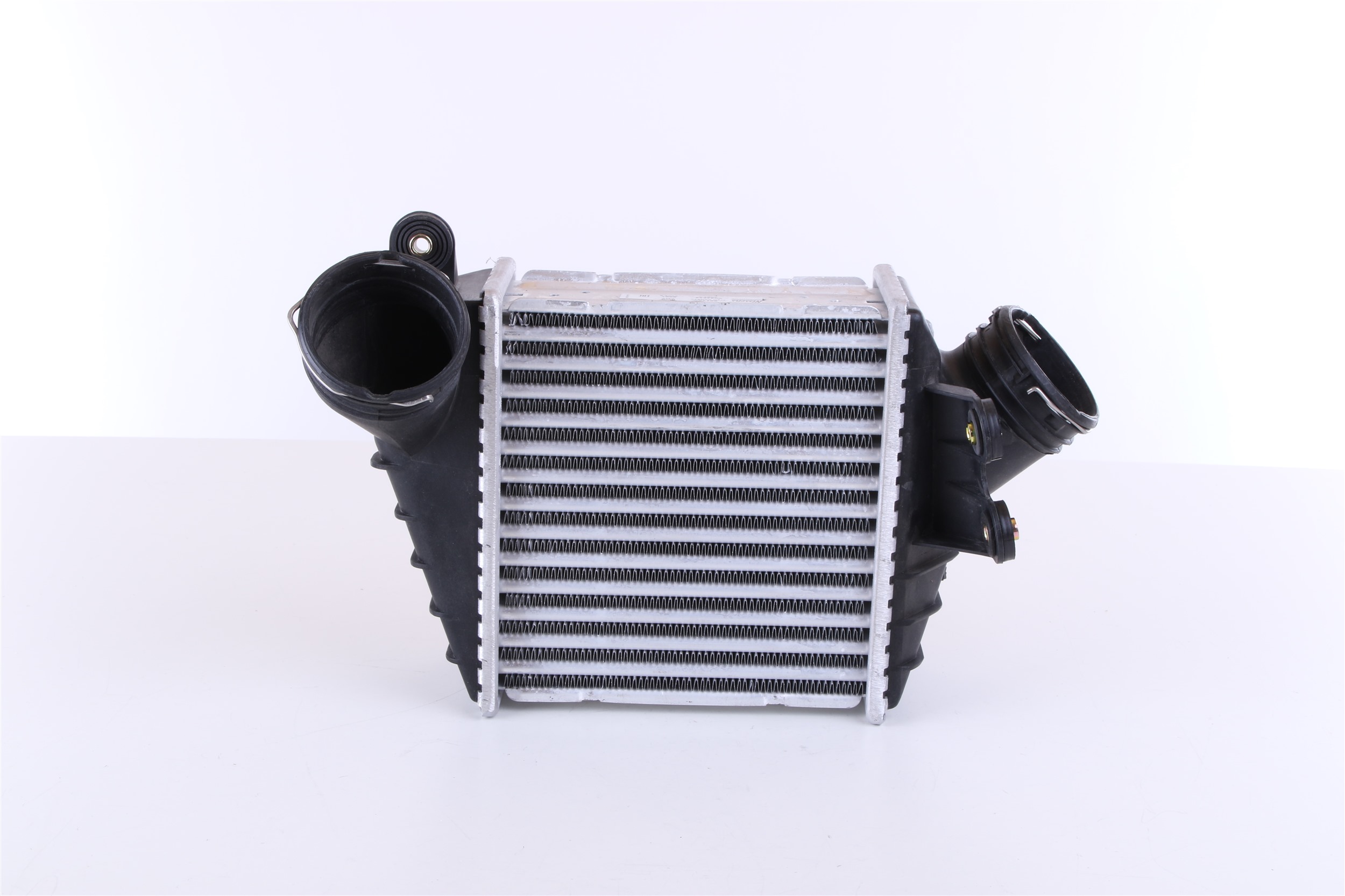NISSENS 96176 intercooler Volkswagen NEW BEETLE 1999 prijs