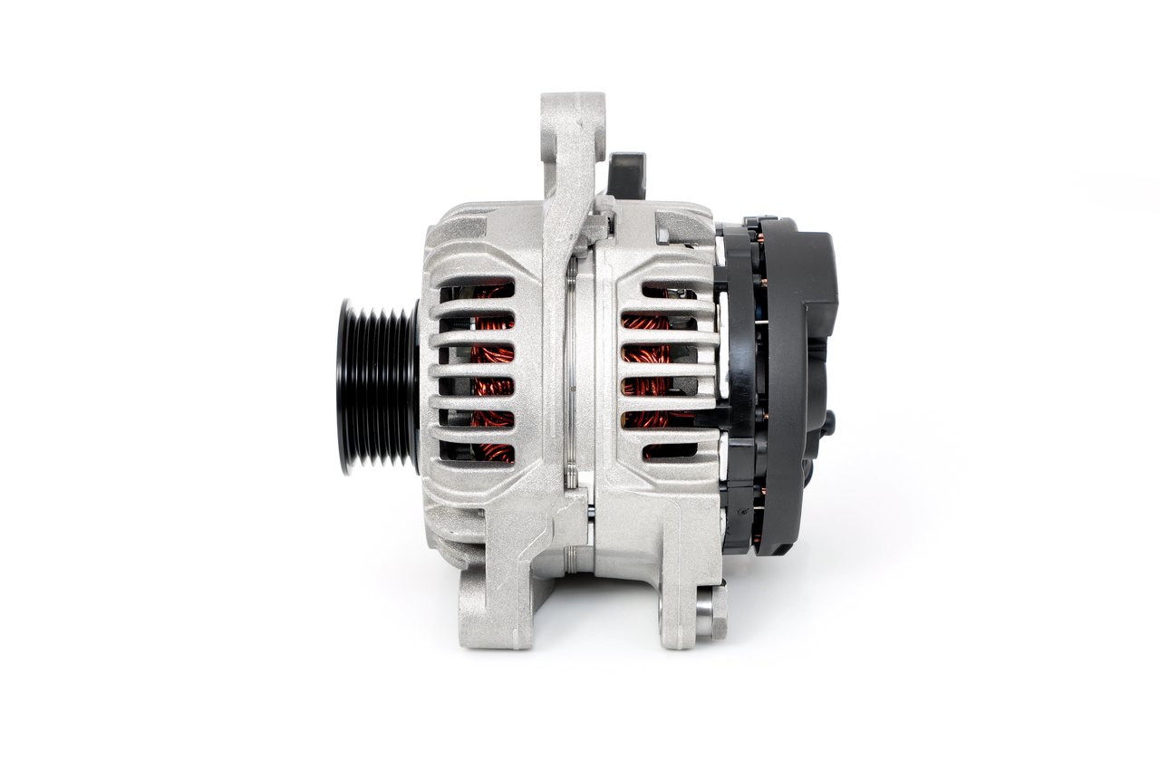 KCB1 (>) 14V 80A BOSCH 0124315015 Dynamo ES 2002