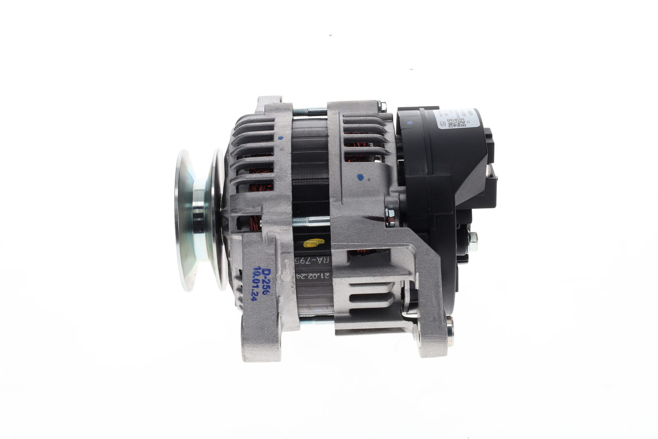 Alternator RE234714 BOSCH 0124110008