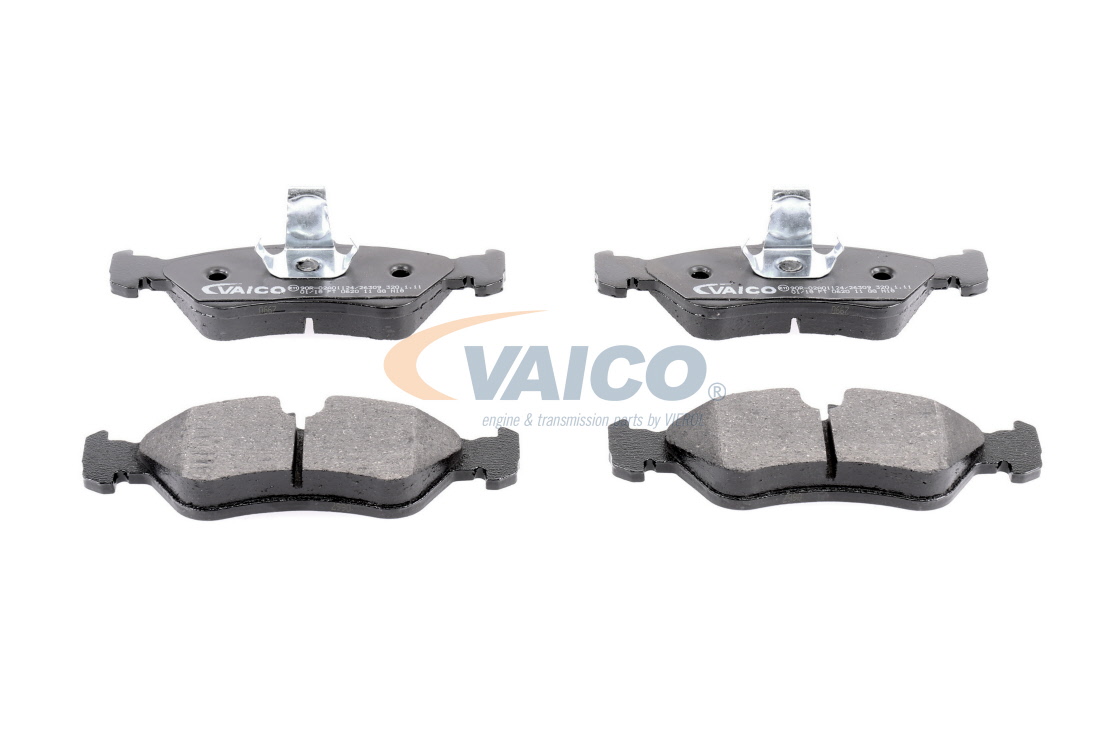 Bremsbeläge V30-8165 VAICO 05139260AA VW, MERCEDES-BENZ, CHRYSLER, DODGE