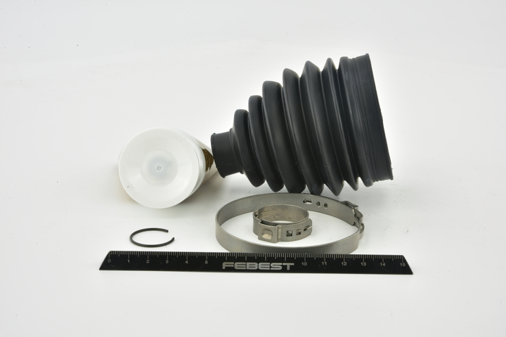 8913647 Damask drivaxel FEBEST SWIFT pris