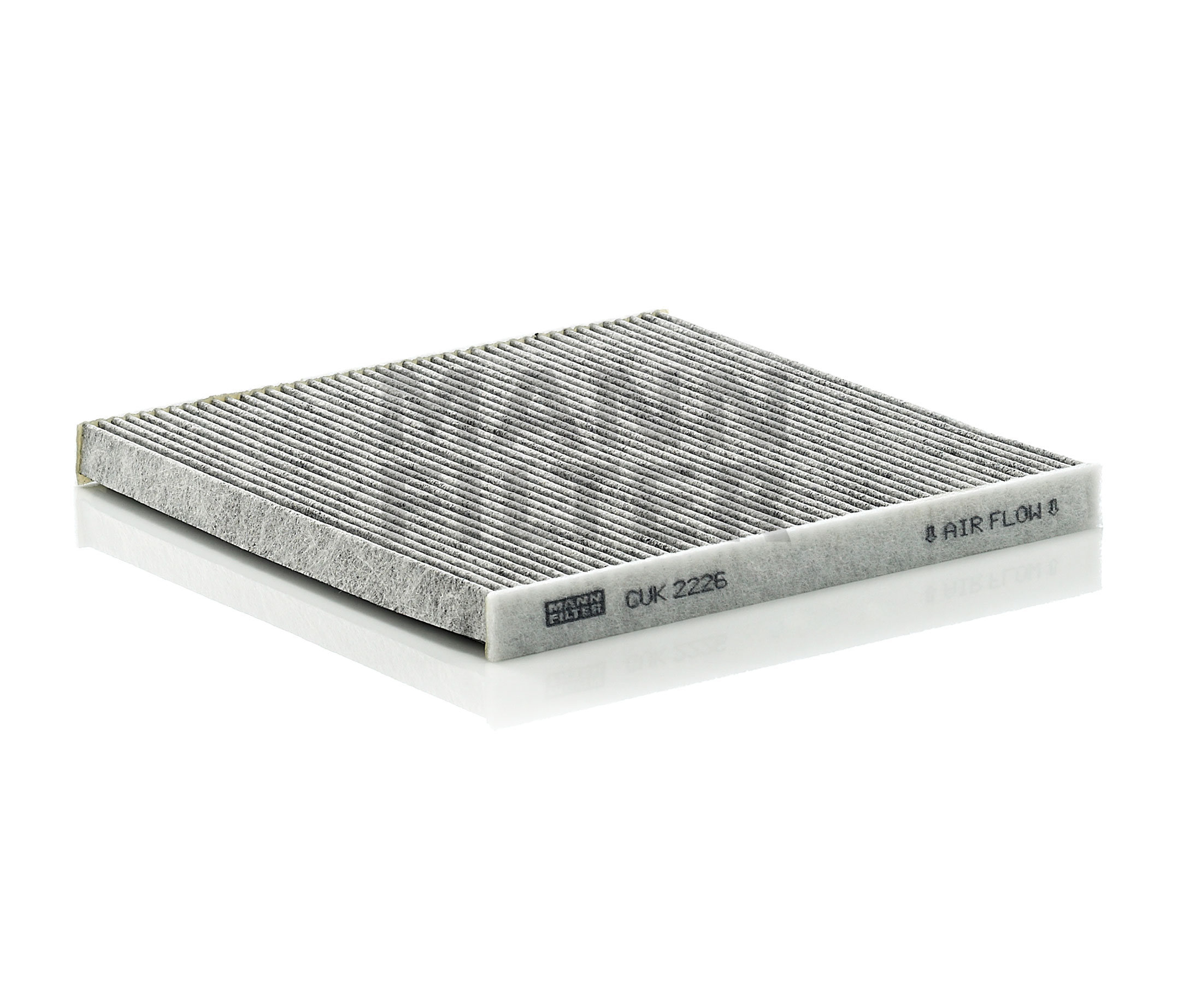 MANN-FILTER CUK 2226 Filtr, wentylacja przestrzeni pasażerskiej Długość: 215[mm], Szerokość: 214[mm], Wys.: 19[mm]